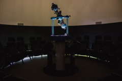 El planetario Julio Verne es el corazón y semilla fundacional del Centro. Fue donado por el municipio de Nantes, Francia